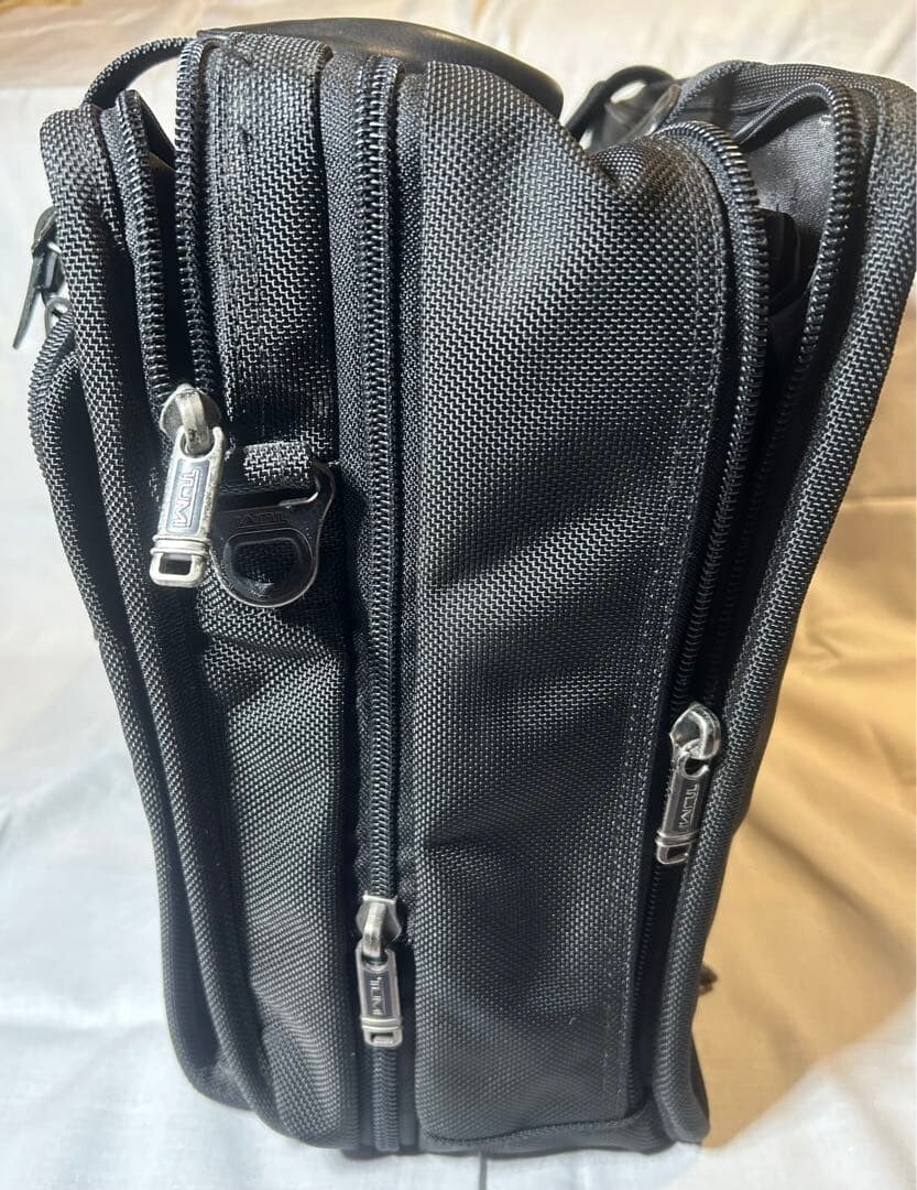 TUMI 26160D4 Expandable Ballistic Nylon Laptop Briefcase Black 2 Way 17.3in