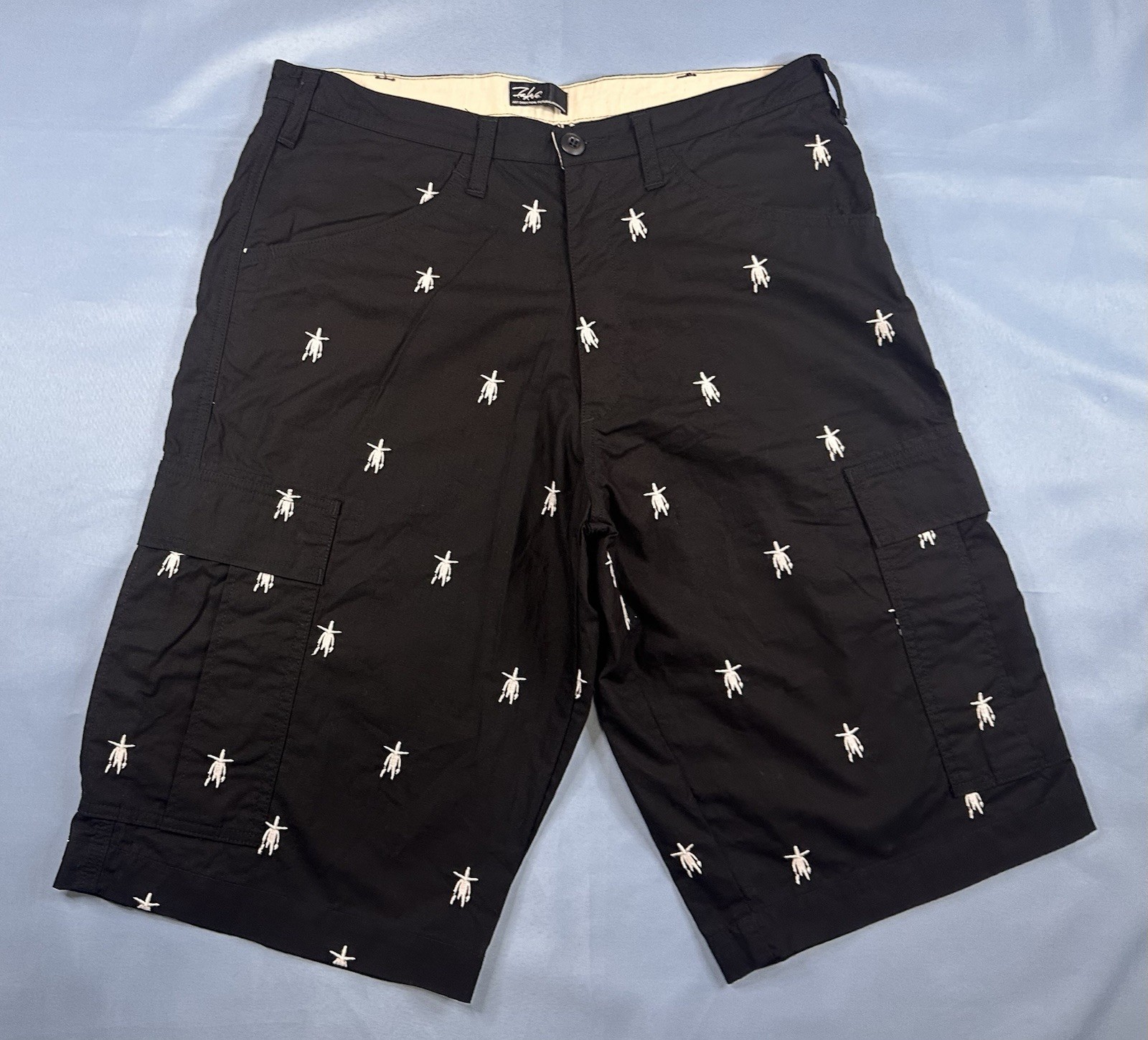 Futura Laboratories 2000 Pointman AOP Embroidered Cargo Shorts Japan 34 Vtg Y2K
