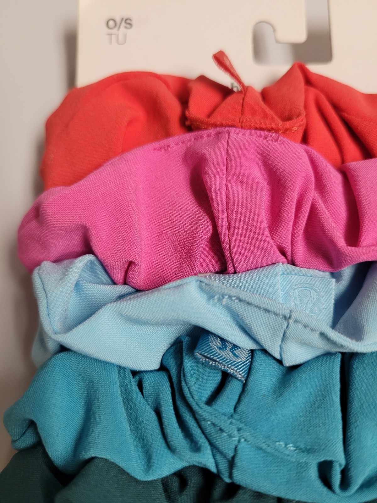 Lululemon Uplifting Scrunchie 7-Count Set (2023) Brand New Fashion Accessory
