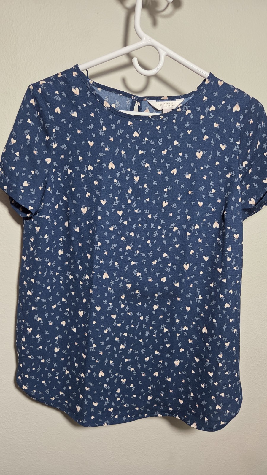 LC Lauren Conrad Heart Print Chiffon Keyhole Flutter Short Sleeve Blouse S