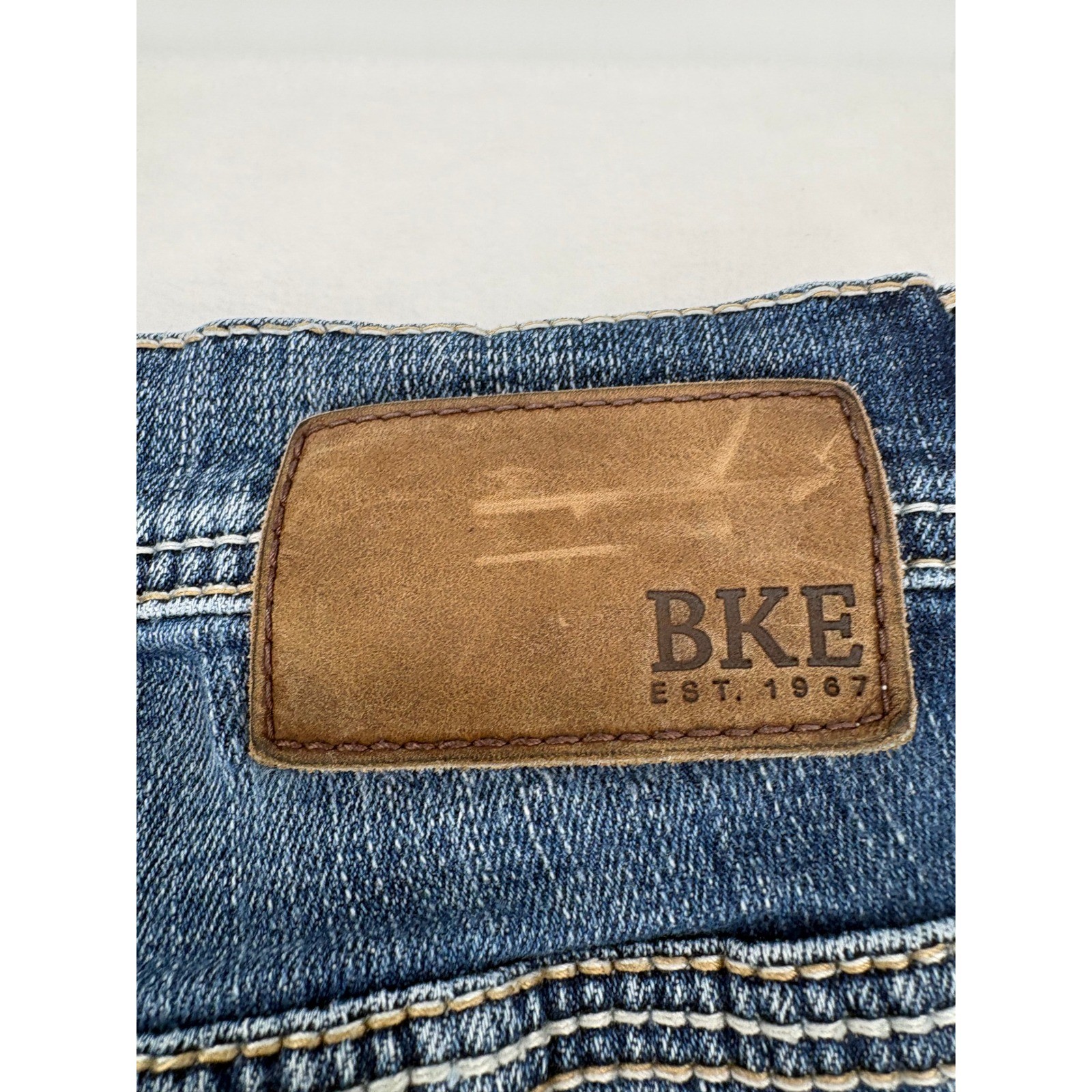 BKE Aiden Jeans Mens 29×30 Straight Leg Blue Medium Wash Heavy Stitching