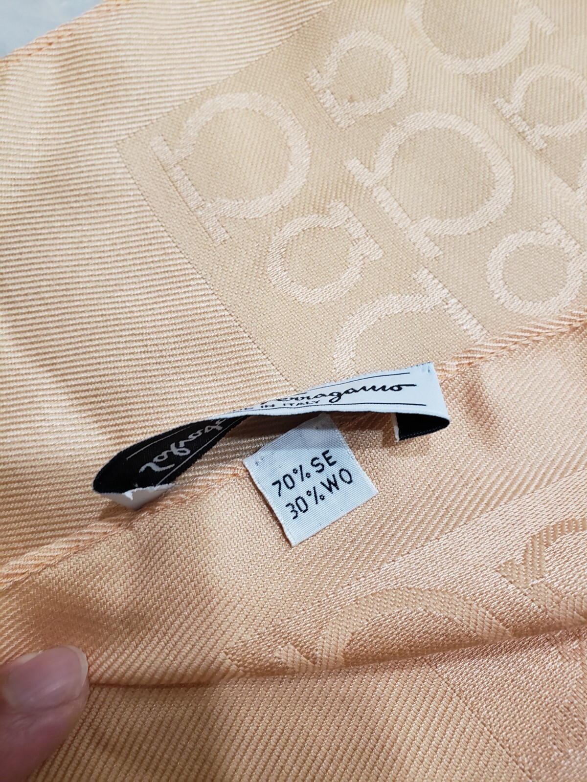 SALVATORE FERRAGAMO Solid Peach Orange Silk Wool Blend XL Scarf 70″L 30″W ITALY