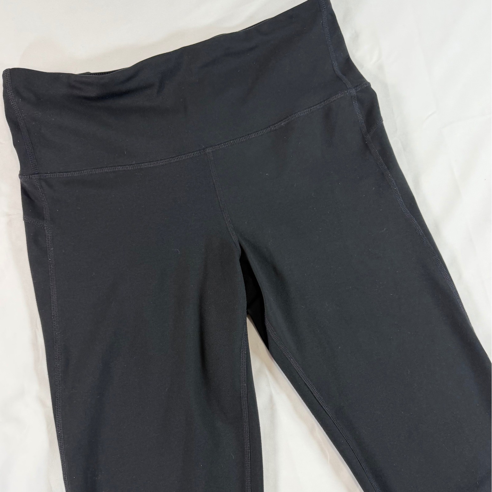 GapFit Blackout Technology High Rise Leggings Black Medium Workout Yoga Pants