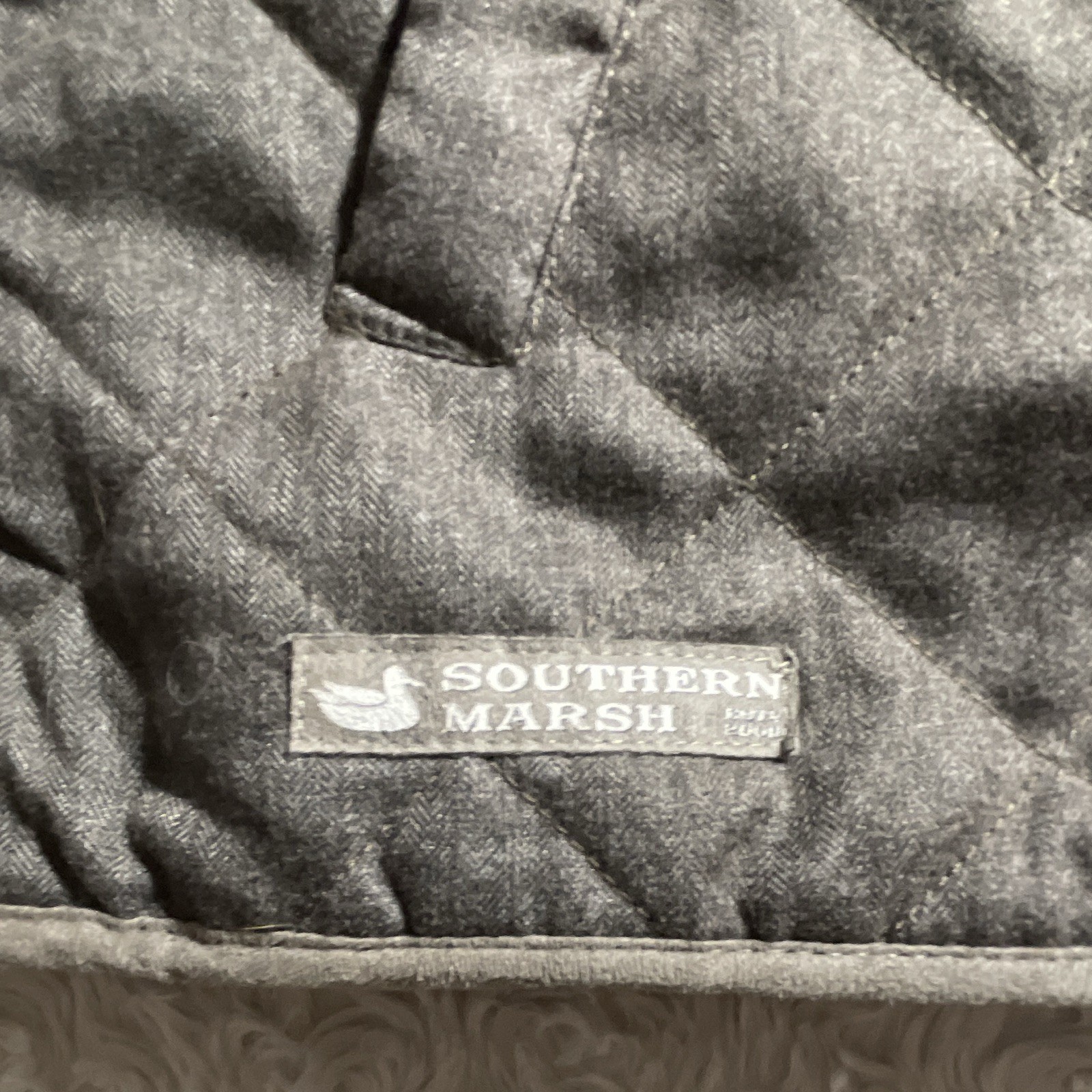 Southern Marsh Men’s Gray Quilted Full Zip Vest Stand-Up Collar Pockets M
