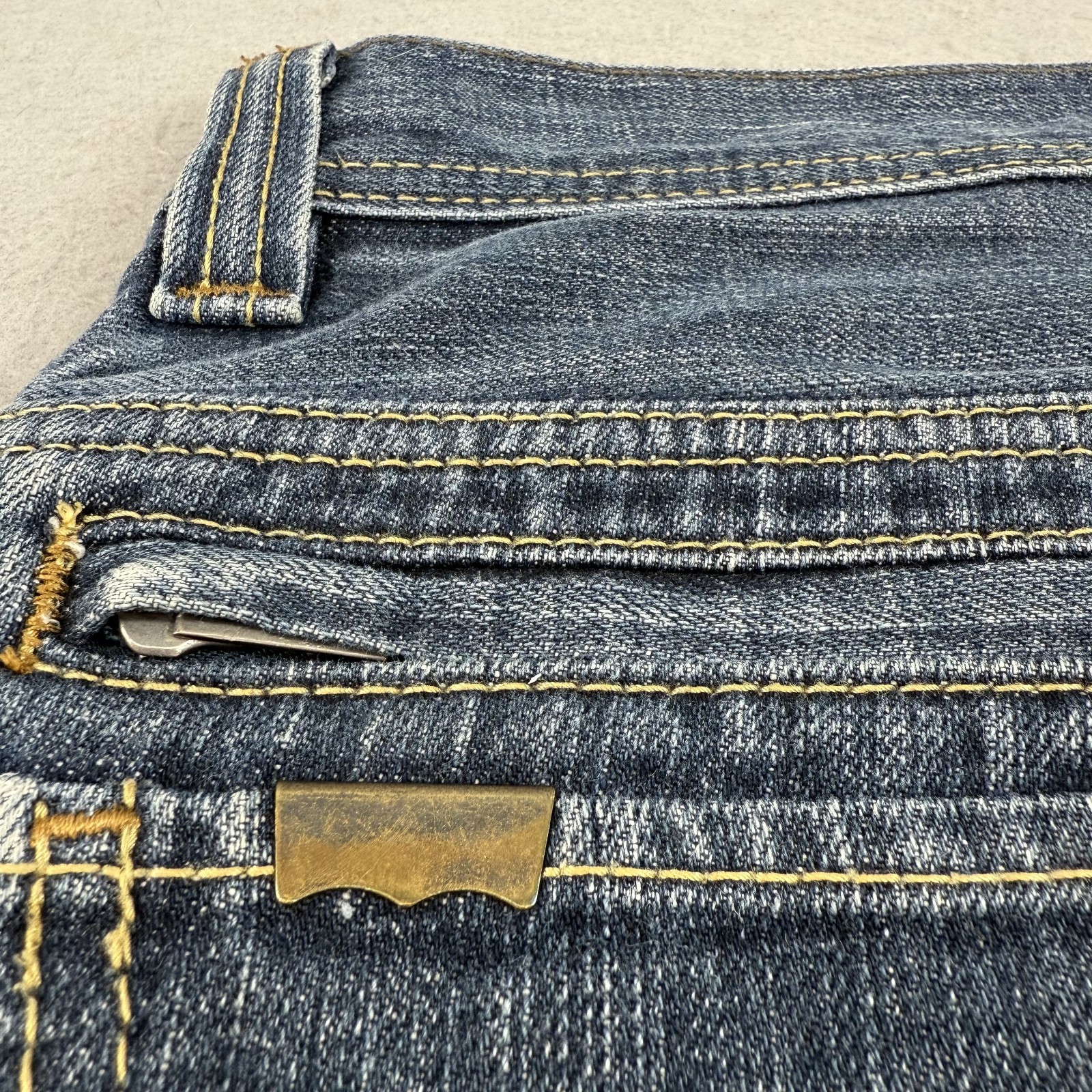 Vintage 2010 Levi’s 511 Skinny Jeans 30×30 Zipper Back Pocket Rare