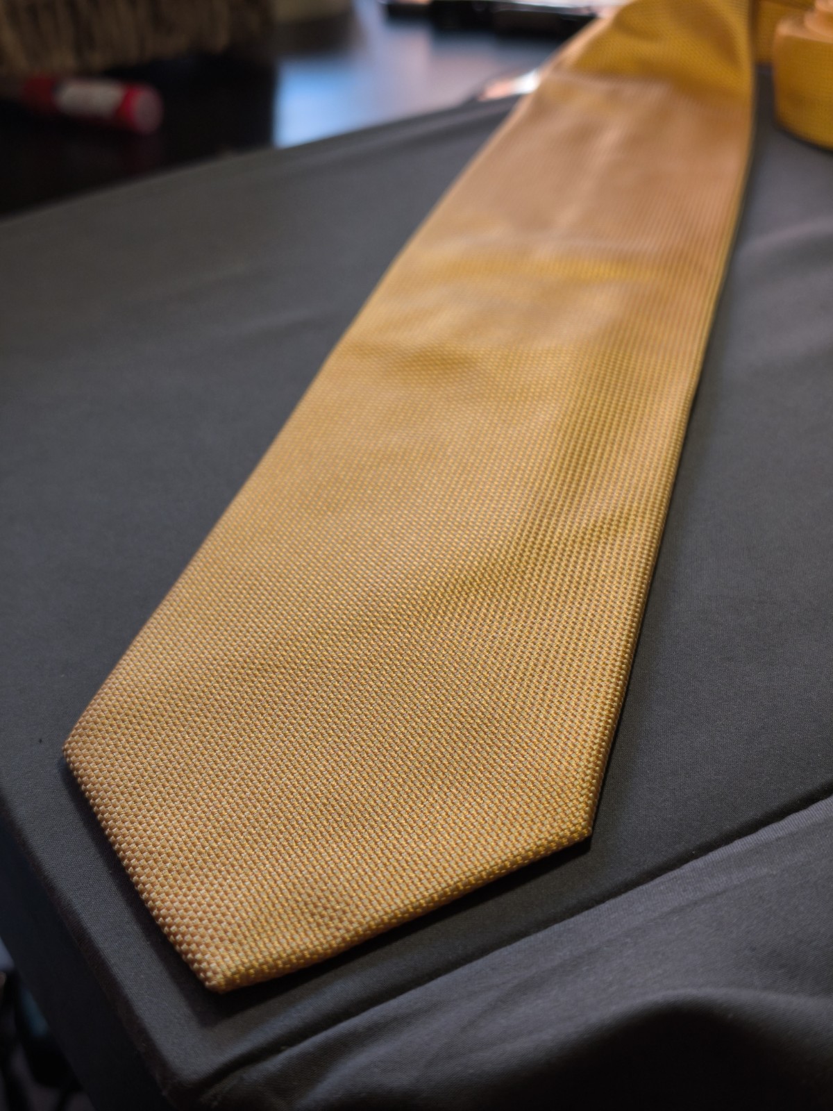 Les Copains – Yellow Solid Color Silk Tie Made in Italy
