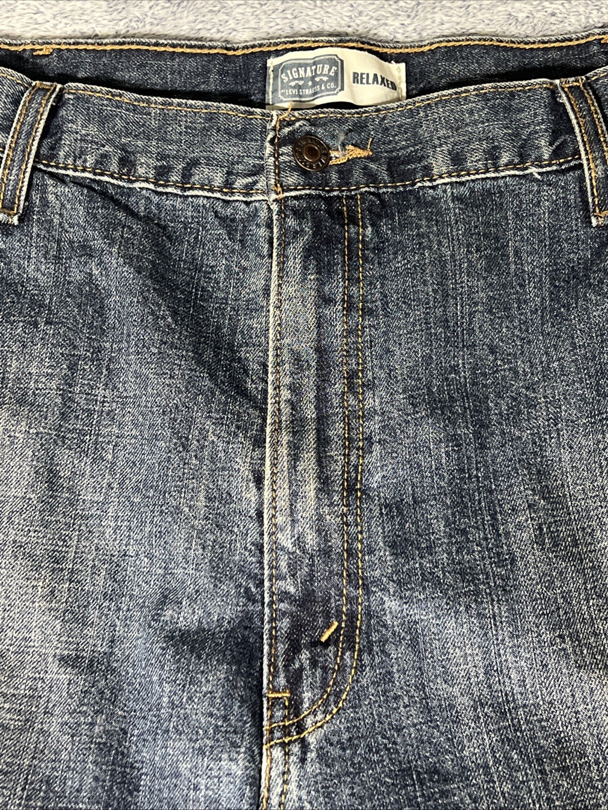 Signature Levi Strauss Jeans Mens 44×30 Relaxed Straight Leg Blue 100% Cotton