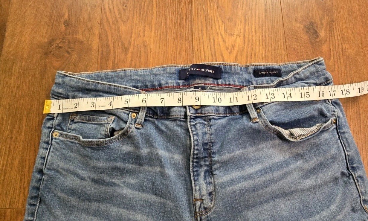 Tommy Hilfiger Jeans Womens 12 High Rise Legging Slimming Distressed Light Wash