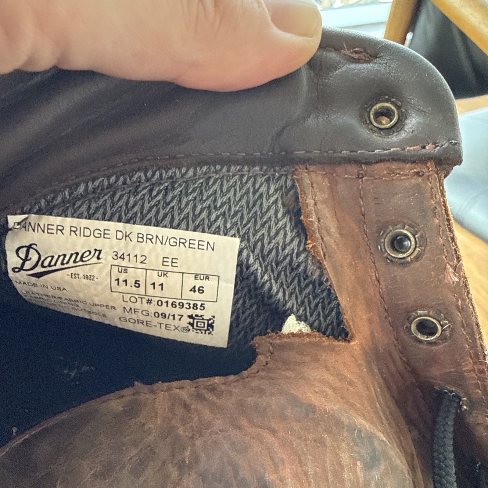Danner Ridge Men’s Boots Size 11.5. Gore-tex. Made In USA. Vibram Sole.