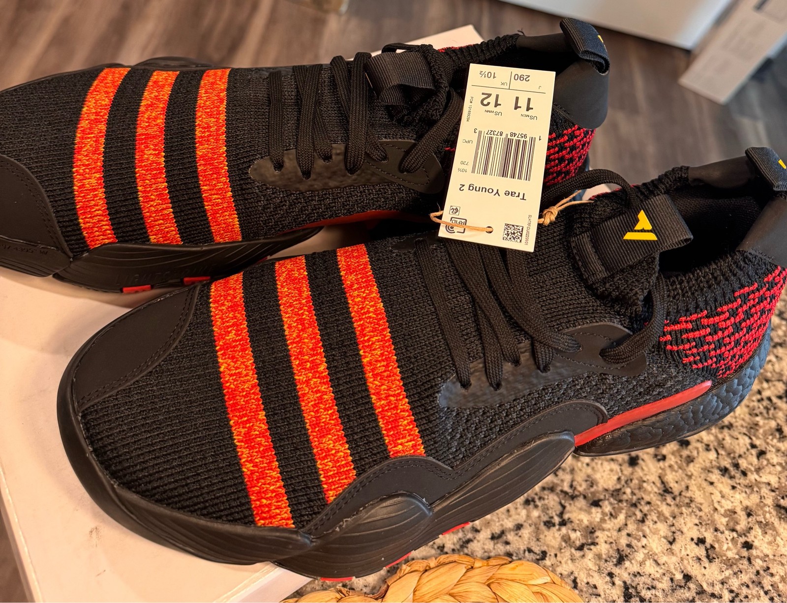 Adidas Trae Young 2 Black Red Hawks Men Size 11 Basketball Shoes