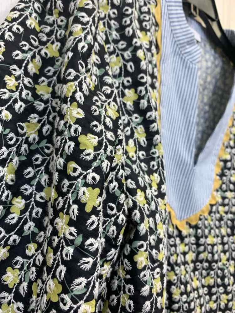 PRE-OWNED VOCAL Tops Size M BLACK/YELLOW/GREEN/BLUE/WHITE Floral Blouse/FLORAL S