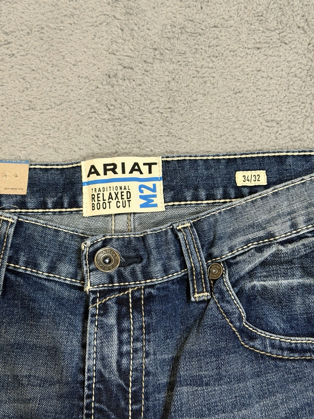 Ariat M2 34×32 Western Traditional Relaxed Boot Cut Whiskered Stone Wash Denim