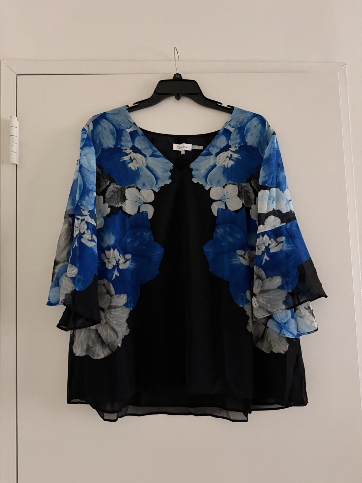 Calvin Klein Plus Size 1X Black Blue Floral Chiffon Blouse Bell Sheer Overlay