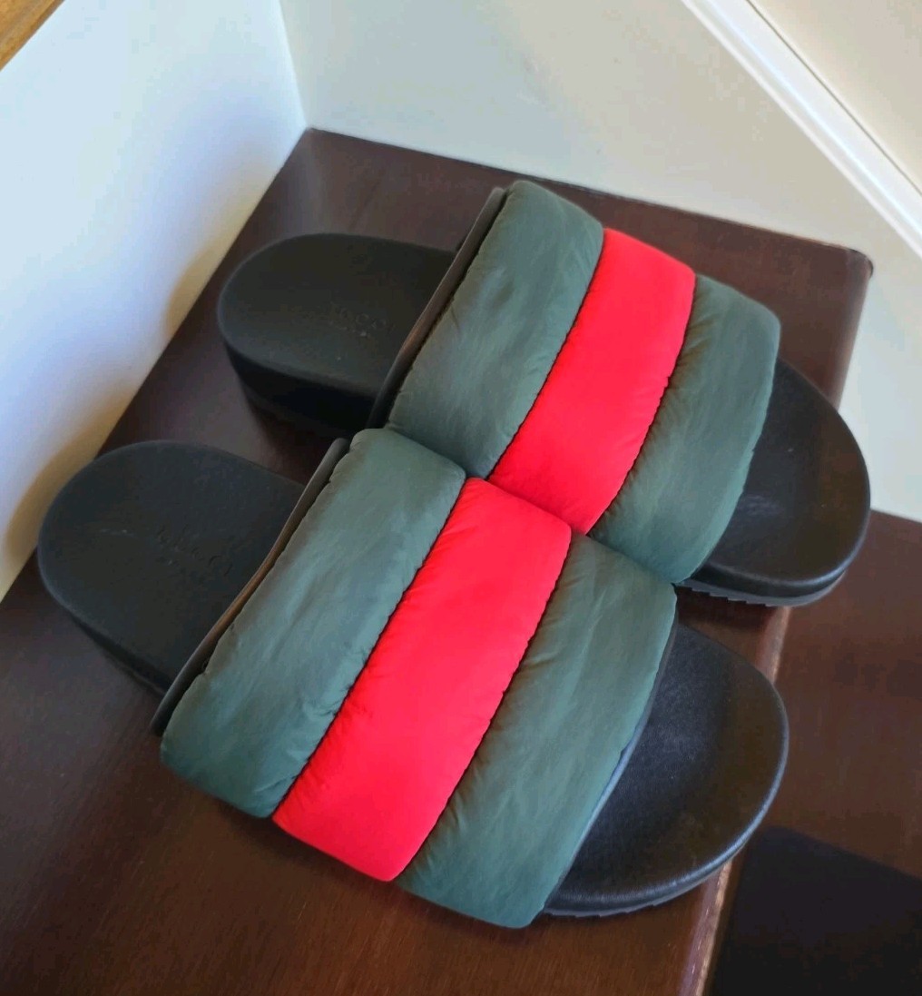 GUCCI Womens Padded Puffy Stripe Pool Slides EU 38 US8-8.5 Slipe On Nylon Rubber