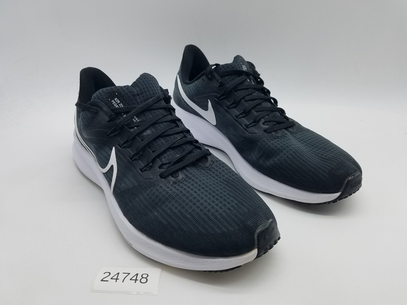 Nike Air Zoom Pegasus 39 Men’s Size 11 Running Shoes Black