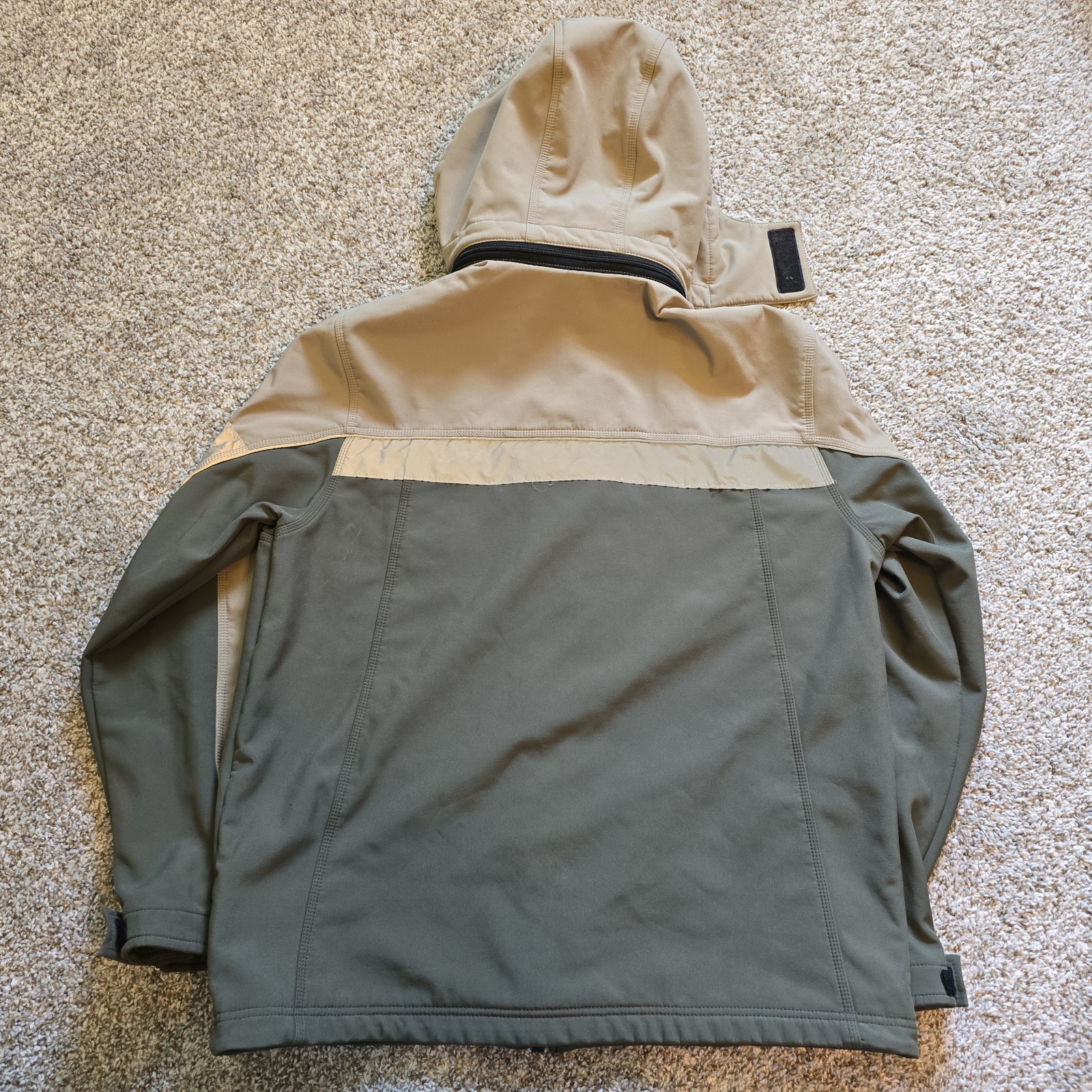 U-Haul Jacket Mens Green Tan Hooded Reflective Workwear Softshell Zip Up XL