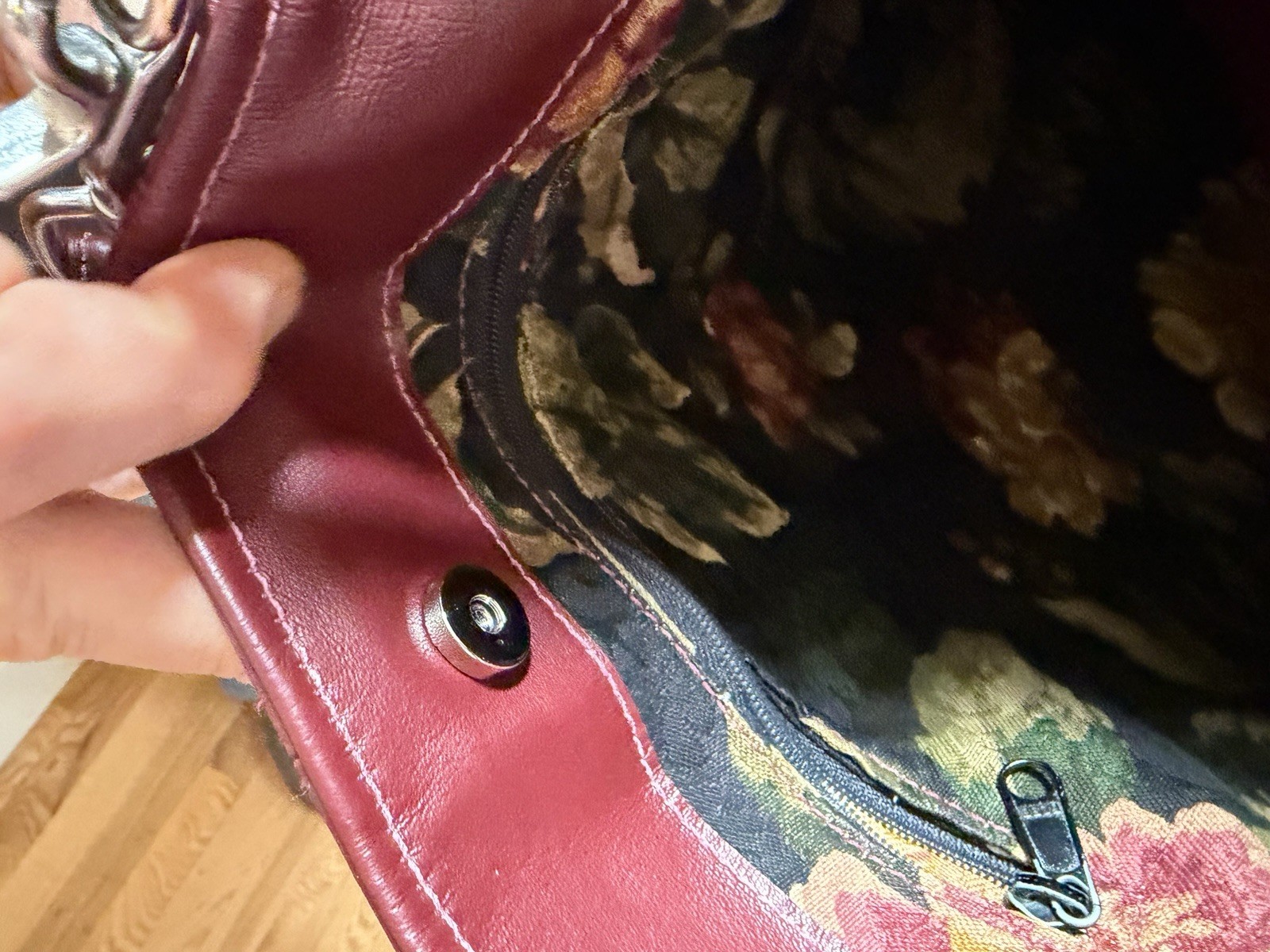 Designs by Judy Burgandy handbag new without tags..Floral tapestry lining