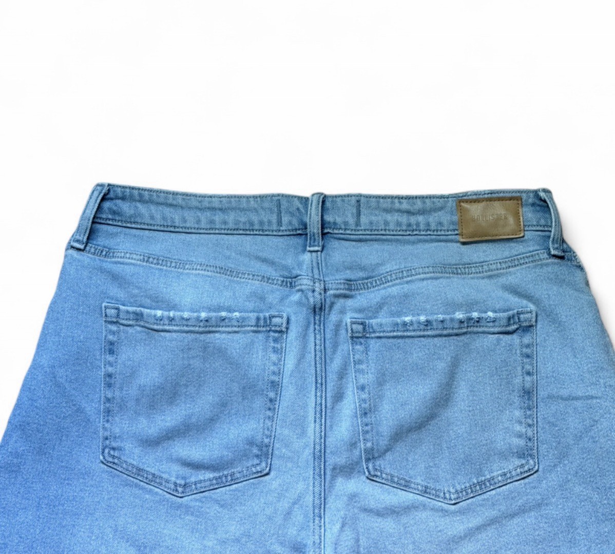 Hollister Women’s Straight Jeans Blue Light Wash High Rise Solid Denim 16R