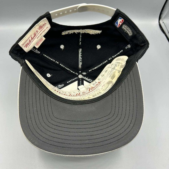 San Antonio Spurs Hat Men Big Logo Embroidered Mitchell & Ness Snap Back Cap