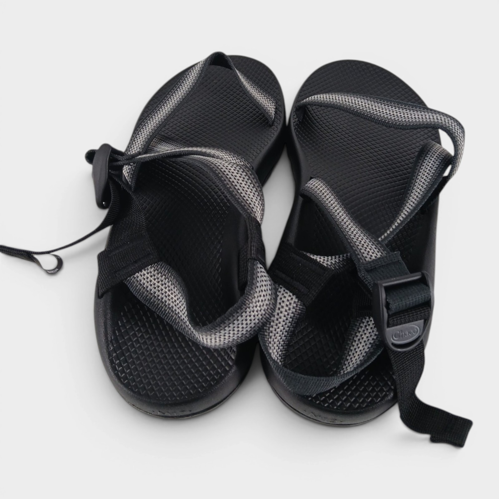 Chaco Men’s Classic Hiking Trail Sandals Size 12