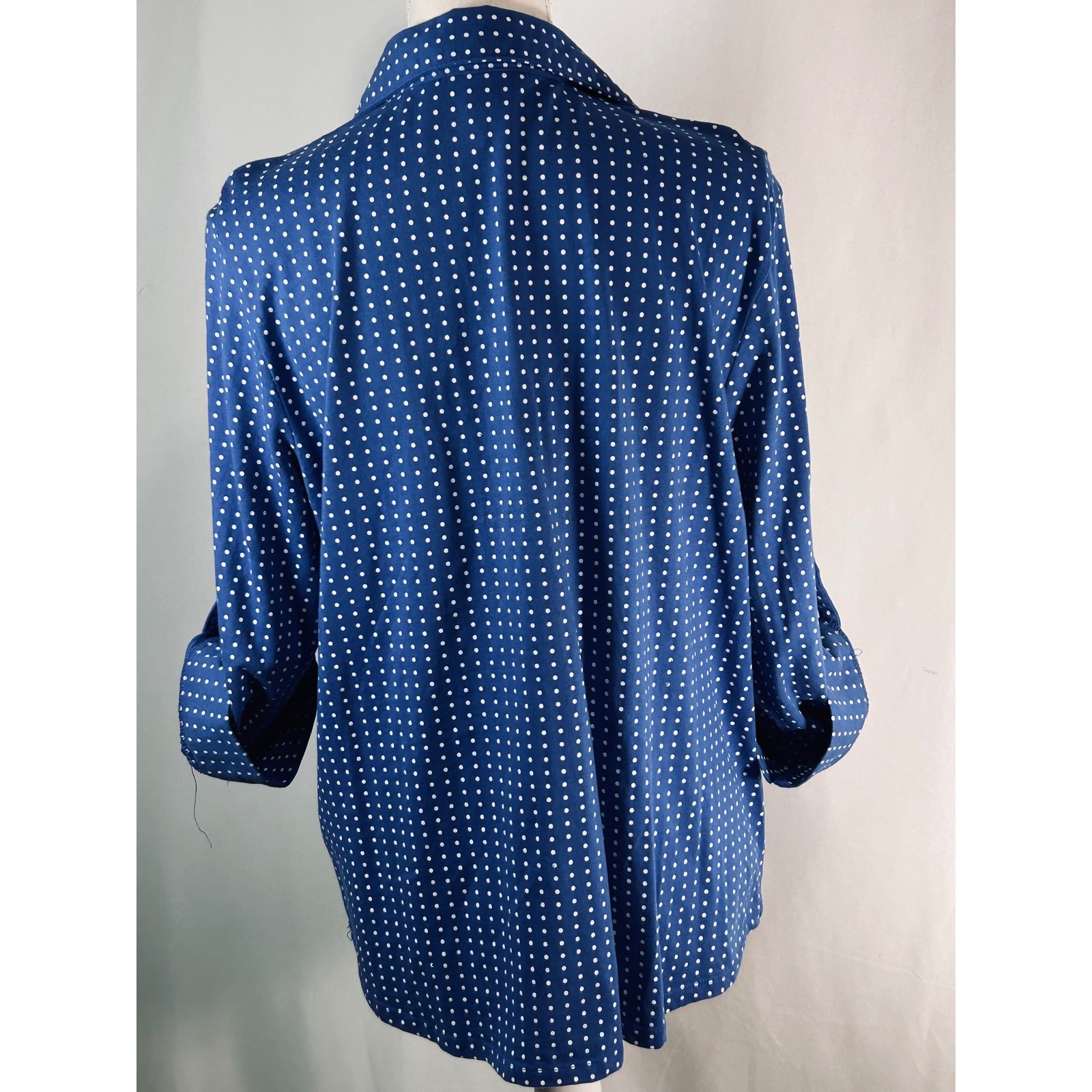 Sara Morgan Blue Polka Dot Henley Blouse Roll Tab Sleeve Large BYR