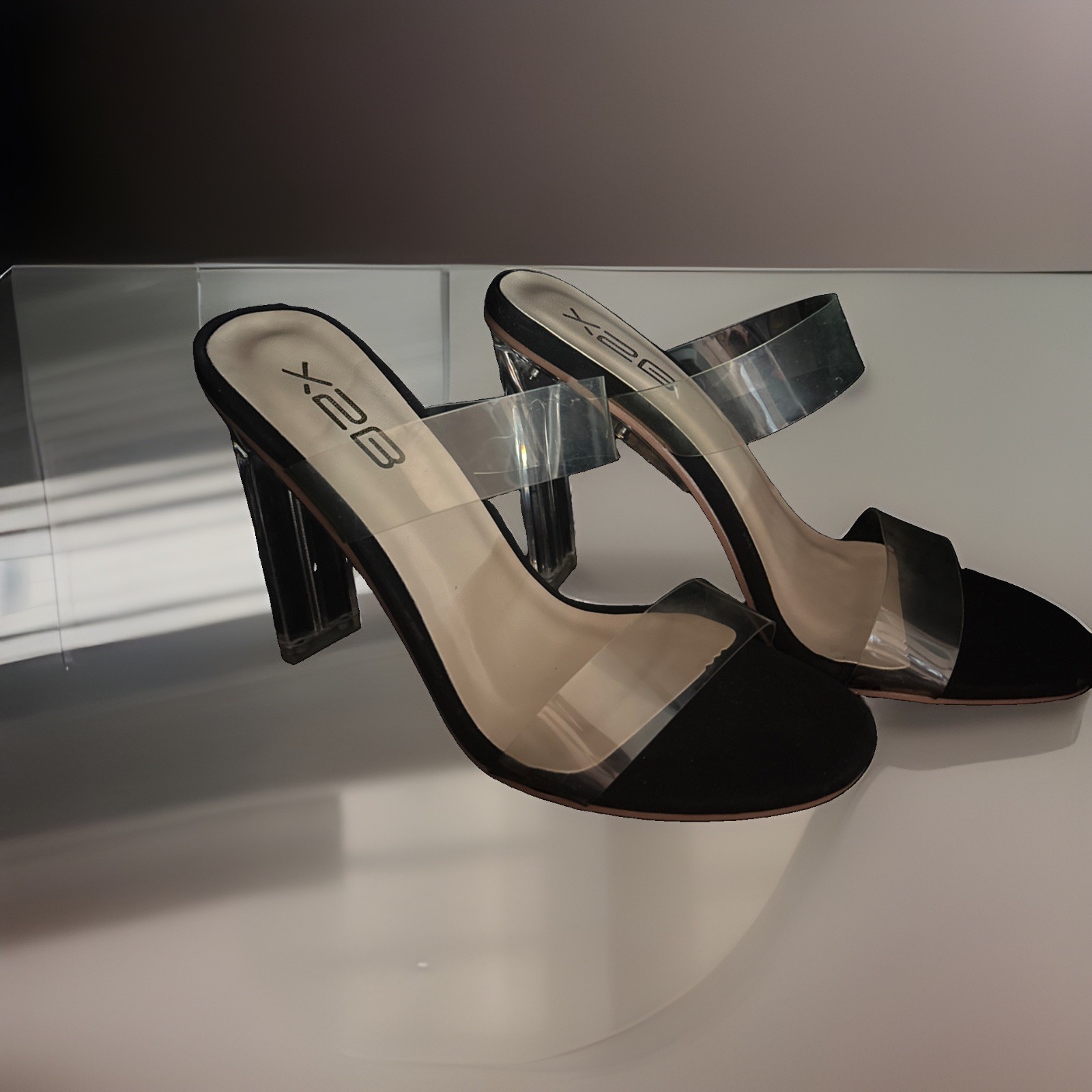 X2B Thalia Clear Chunky High Heel Mule Sandals Size W7