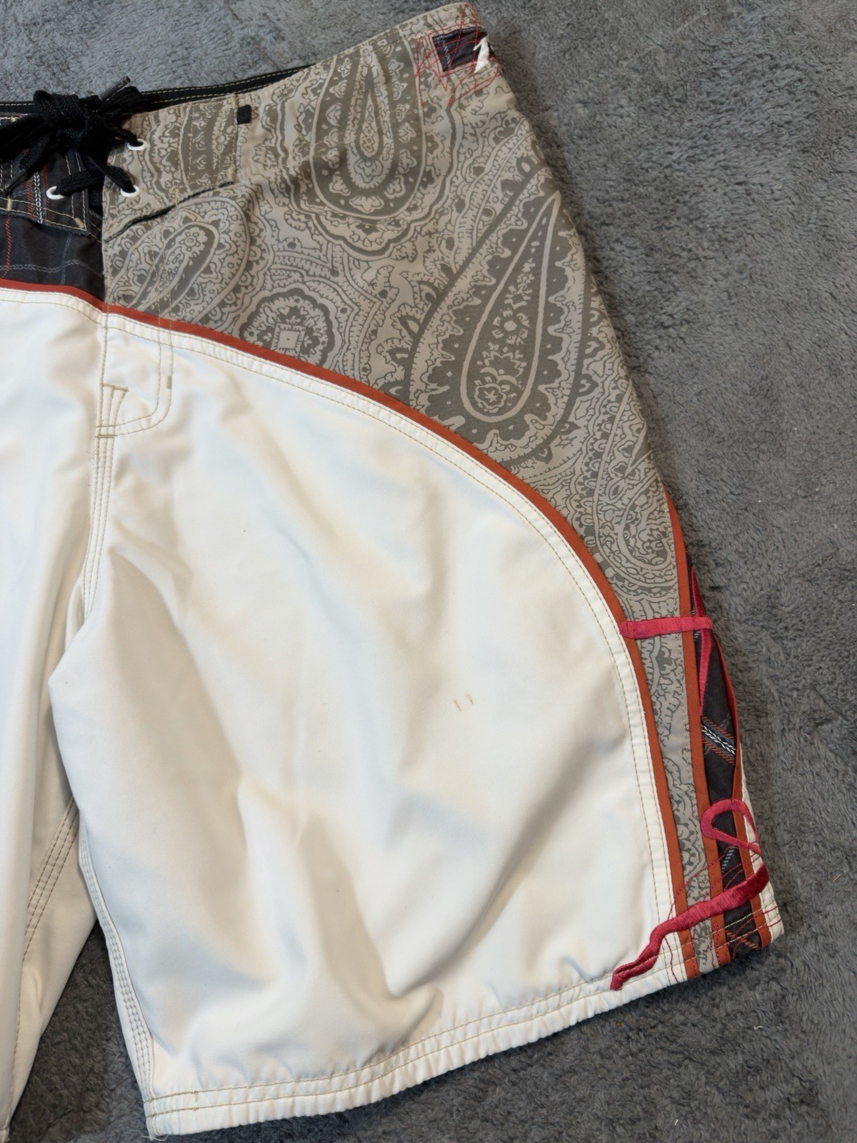 Rusty Men’s Boardshorts Paisley White/Gray/Black/Red Size 36 Drawstring