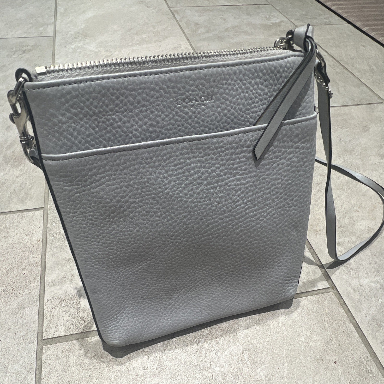 Coach Gray Pebbled Crossbody Bag Zip Top Silver Hardware Lined Inner Pockets