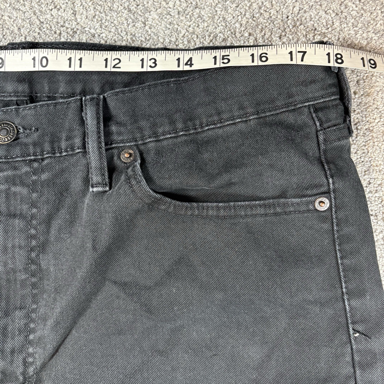 Levi’s 513 Jeans Mens 36×30 Slim Straight Black Dark Wash Denim Fit 36×29