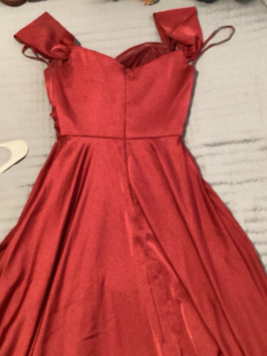 Prom Dress Does Need to Be Cleaned. Worn Once! Ladivine by Cinderella Divine. S4