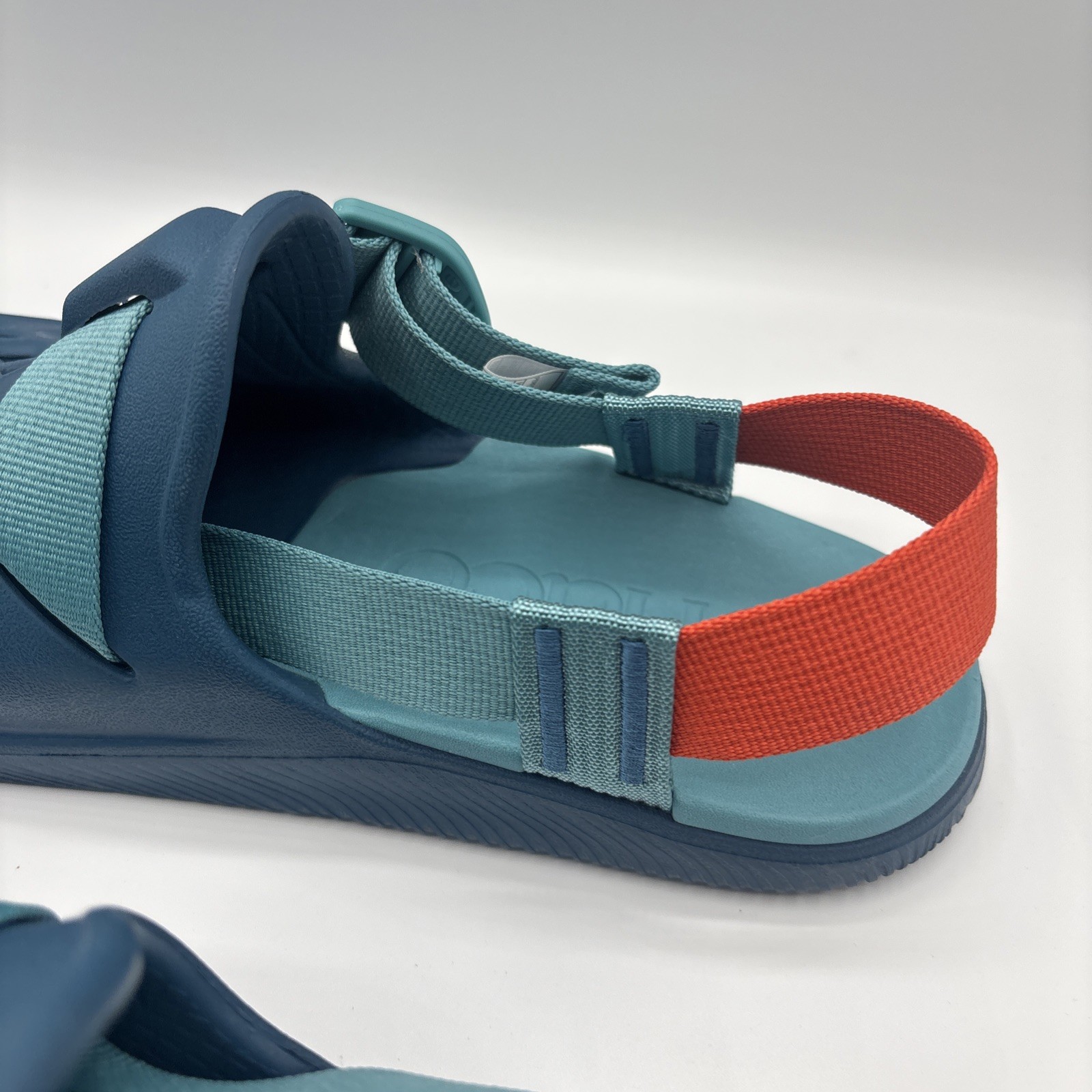 Chaco Chillos Clogs Ocean Blue Women’s Size 9 Slip-On Comfort Foam Sandals