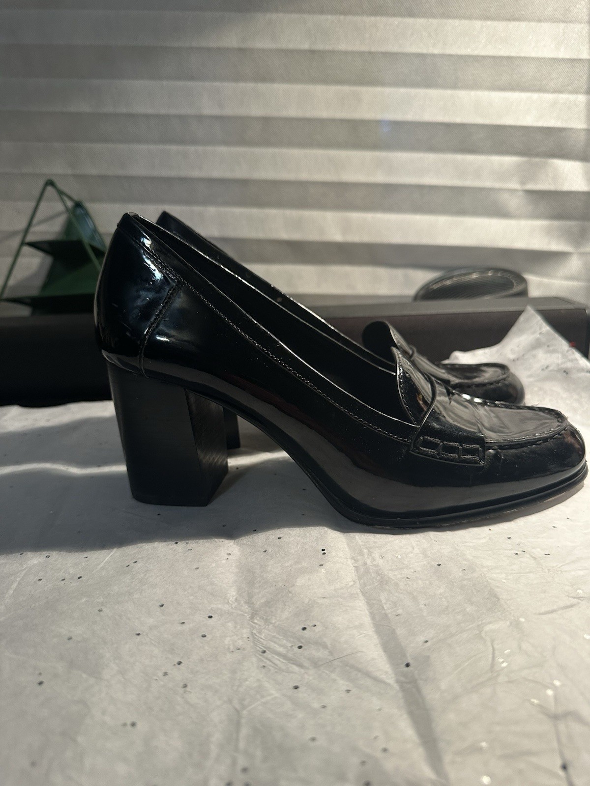 Michael Kors Women’s Black Patent Leather Square Toe Slip-On Block Heel Pump 8.