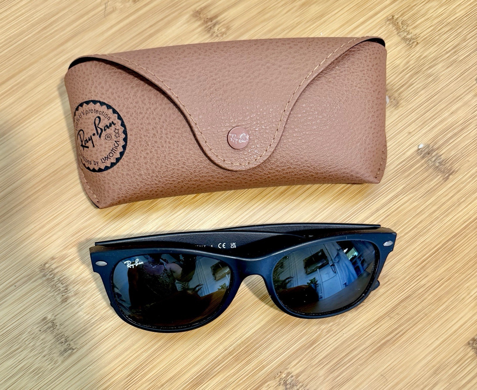 Ray-Ban RB2132 New Wayfarer Sunglasses Black/Gray 55-18 145 w/ Case