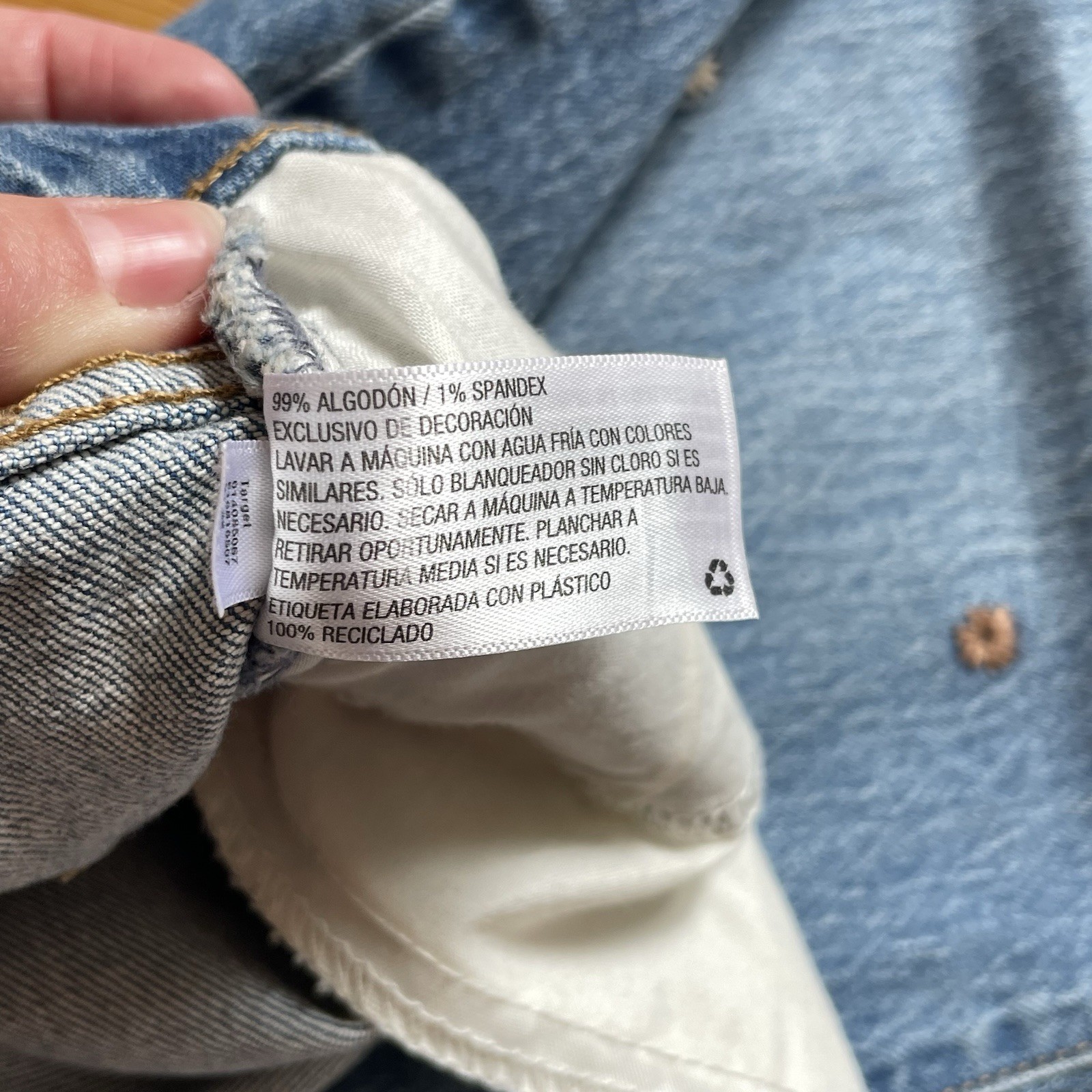 Universal Thread Vintage Straight Jeans Women’s 2/26R Light Wash Blue