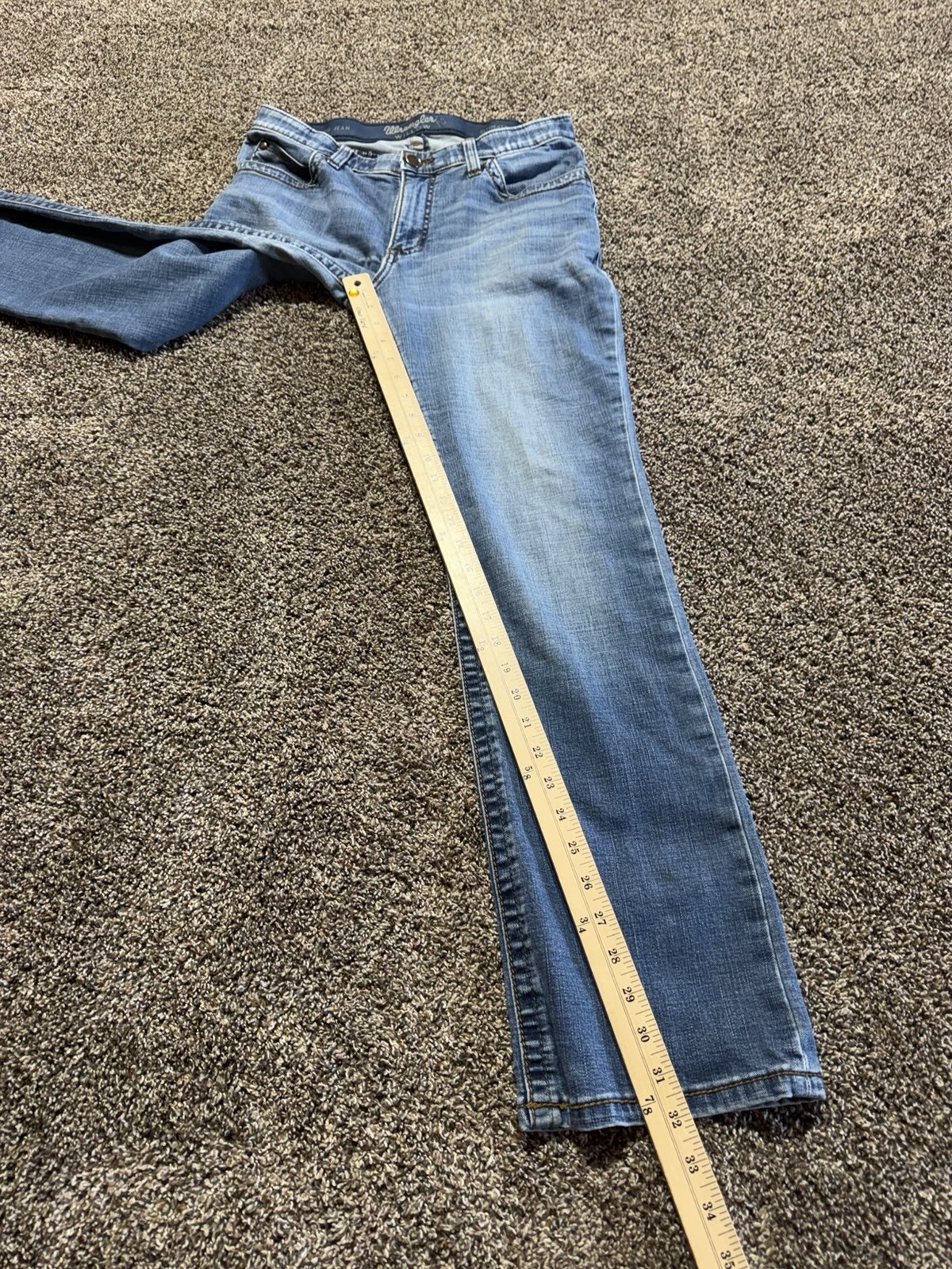 Wrangler Willow Bootcut Cowgirl Women’s Jeans Size 11Blue Denim 11X32 Mid Rise