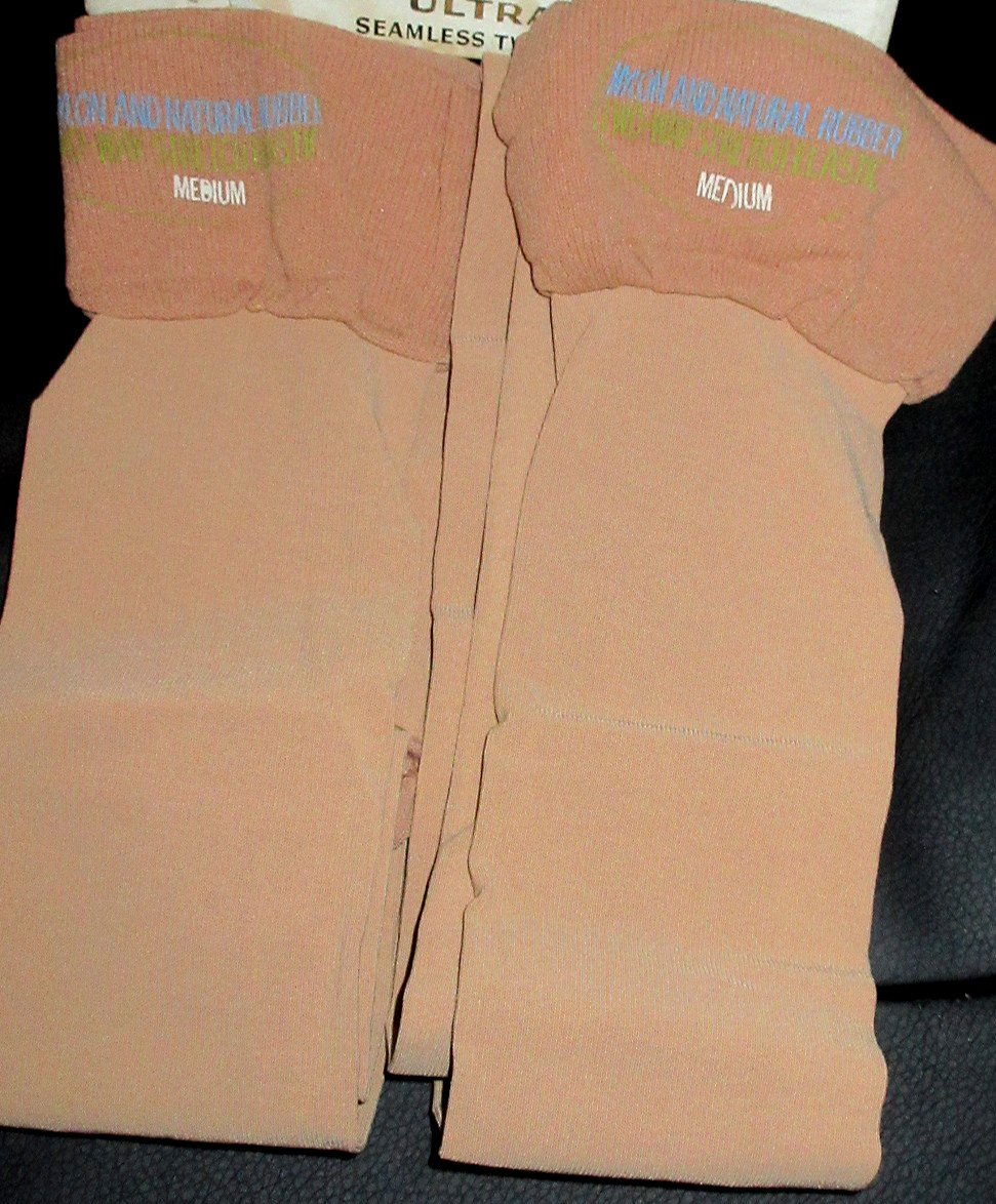RARE Vintage Nylon Stockings MOLDFORM HIGH quality Thigh Rubber Medium