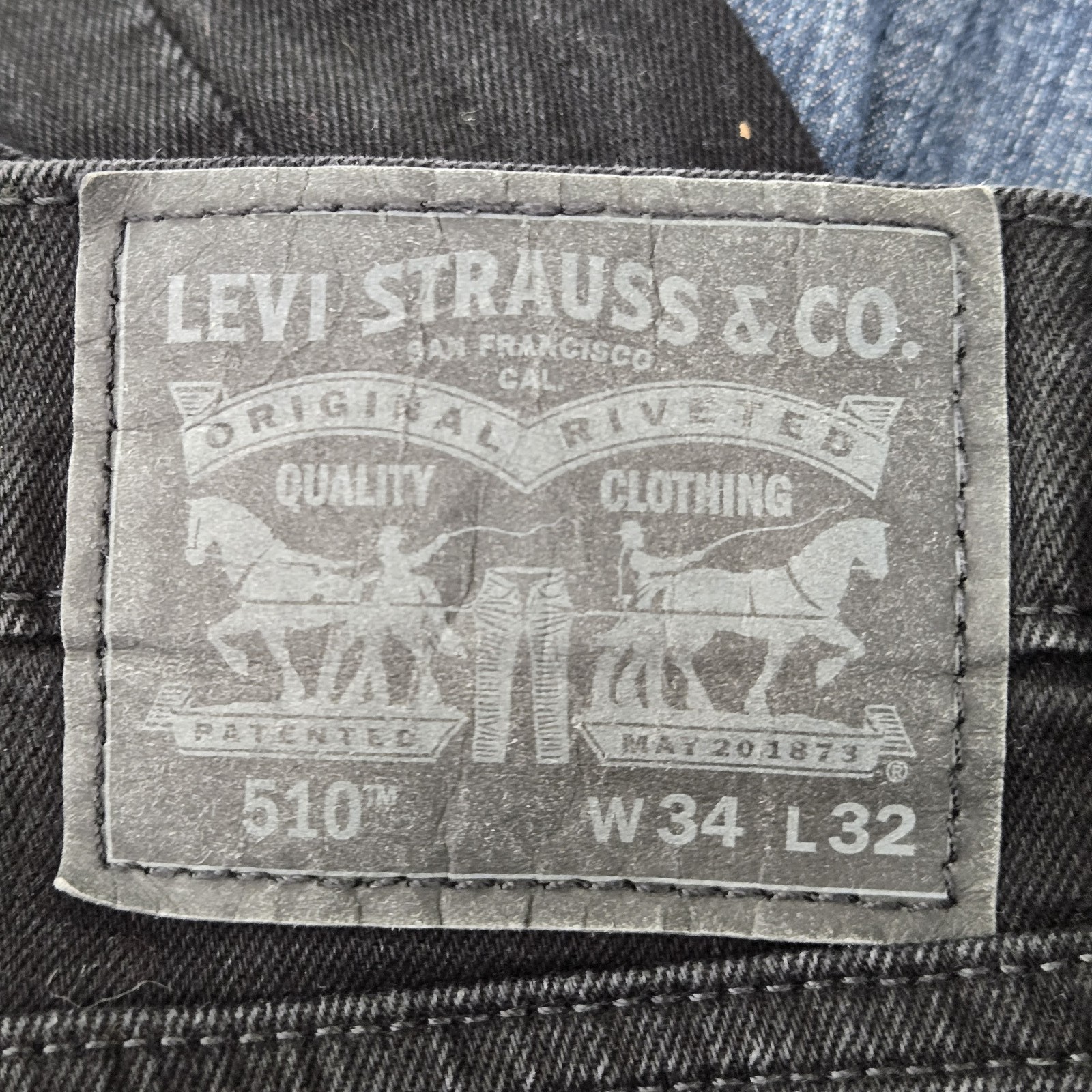 Levi’s 510 Men Jeans 34X32 Black Denim Skinny Fit 29″ Inseam Mid Rise Pockets