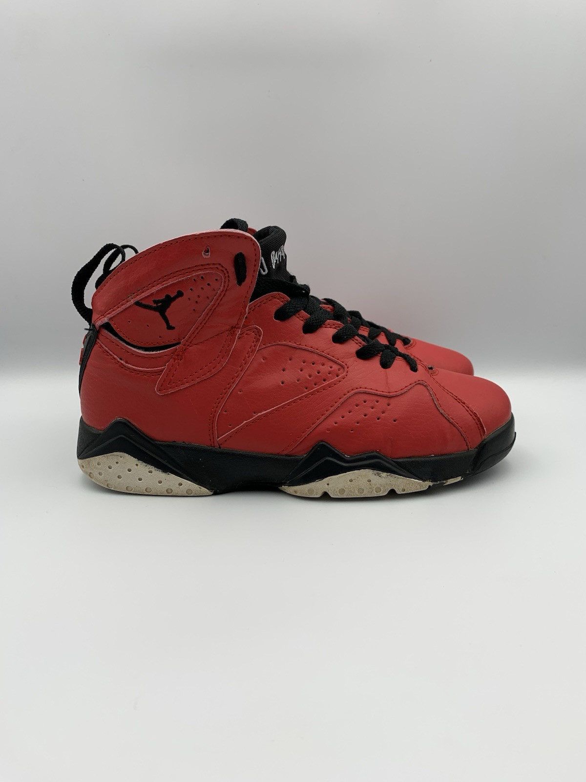 Nike 2012 Youth Air Jordan 6 Retro Infrared 304775-601 Size US 6.5Y