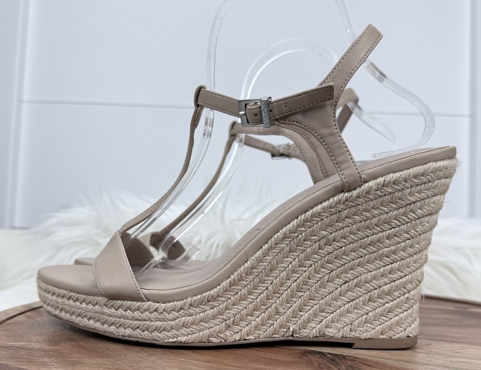 Charles by Charles David Shoes Womens Size 10M Beige Espadrille Wedge Sandals