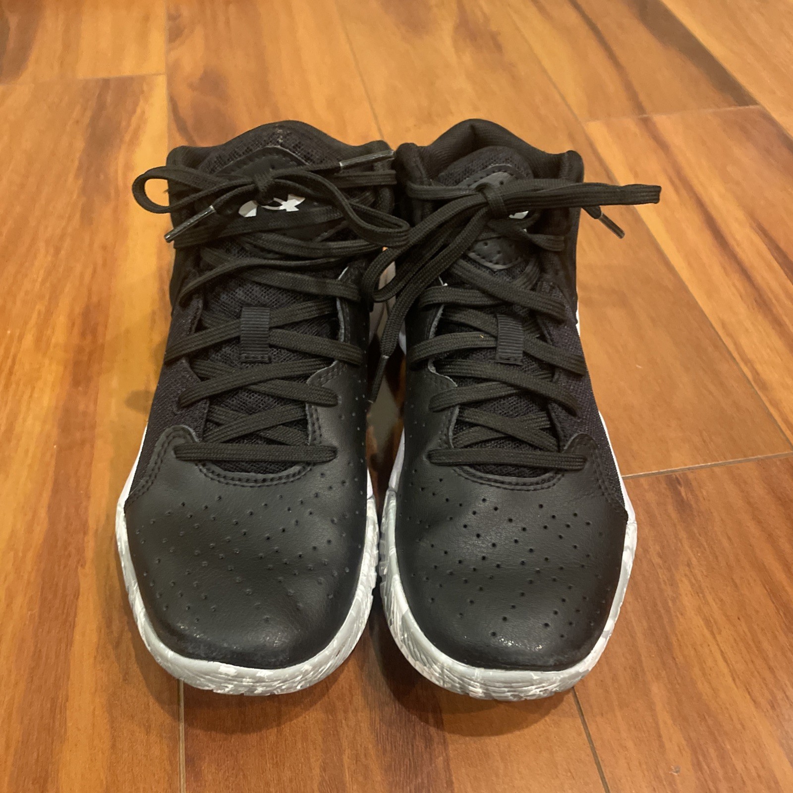 Size 4.5 Youth Under Armour GS Jet ‘21 Low Black/White New without box
