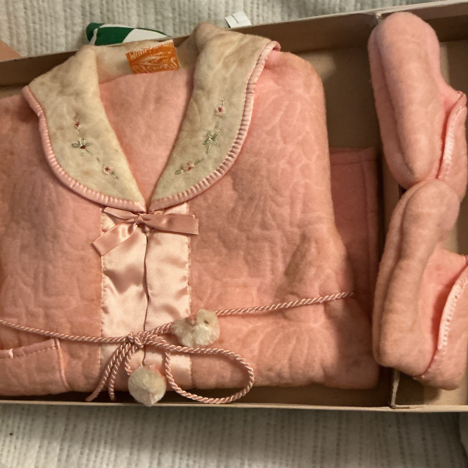 Beacon Vintage 1939 Pink Velour Newborn Robe & Booties 2pc Set