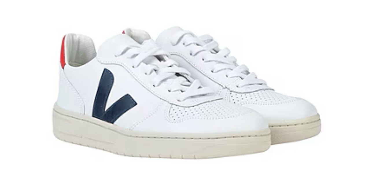 VEJA V 10 White Navy Red Logo Low Top Lace-Up Leather Sneakers Rubber Outsole