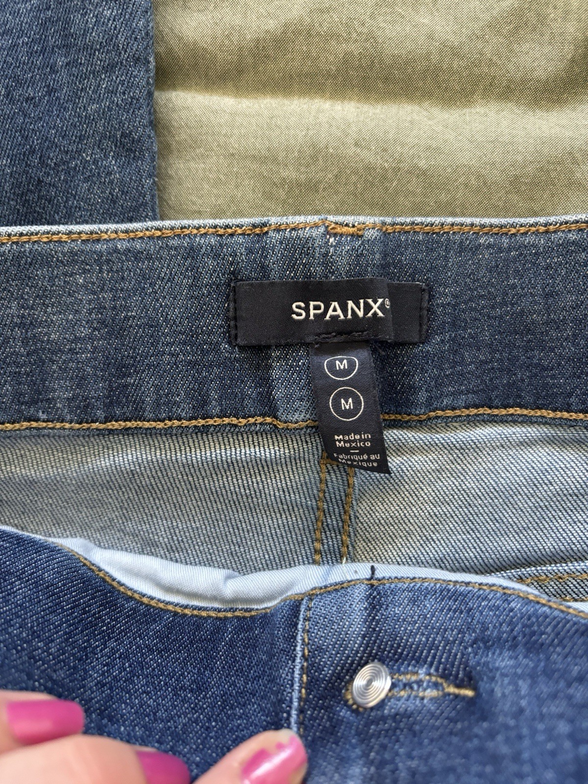 Spanx High Rise Pull-On Flare Jeans Medium Wash Blue Size M Denim