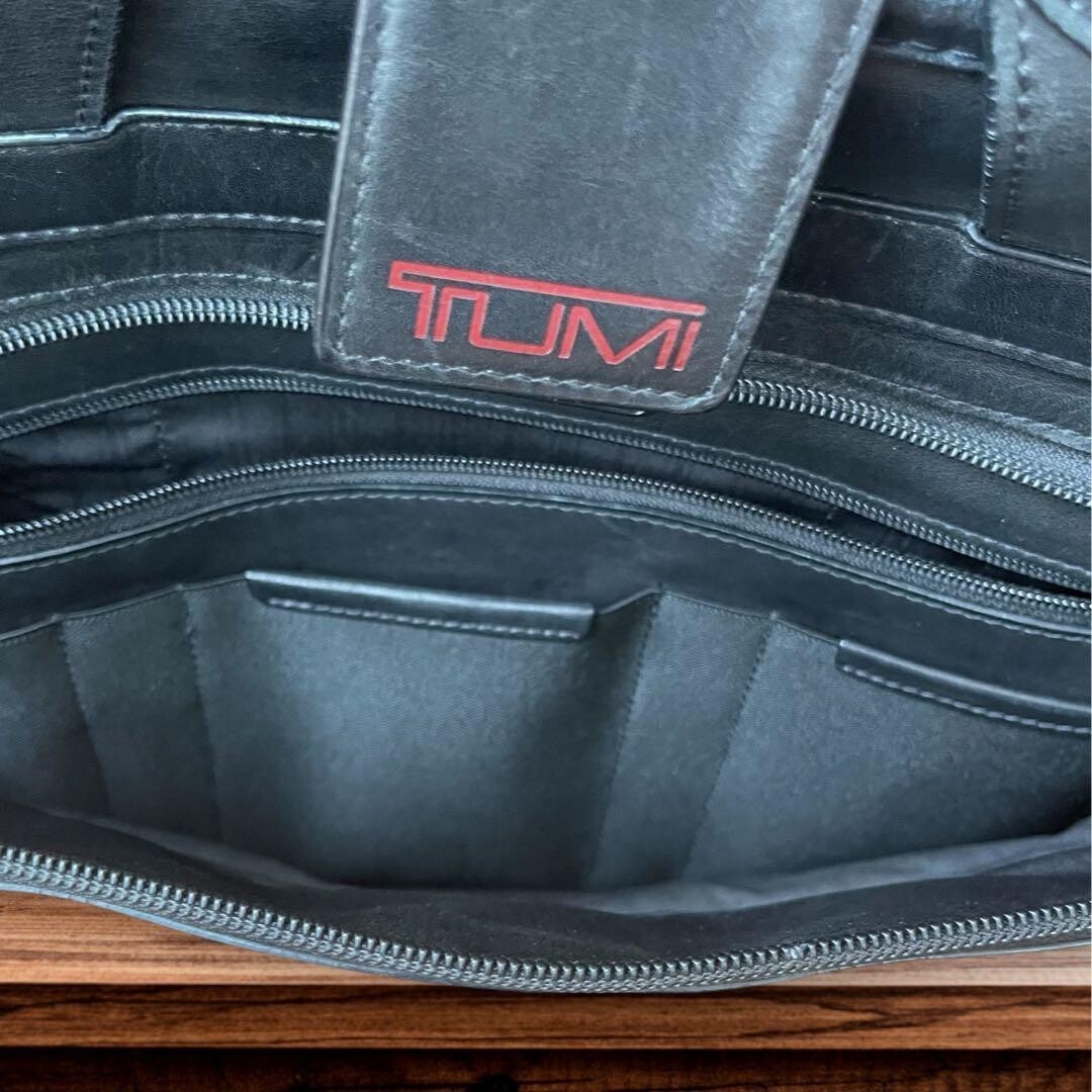 TUMI 96101DH Leather 2 Way Briefcase Business Bag Black Discontinued Authentic