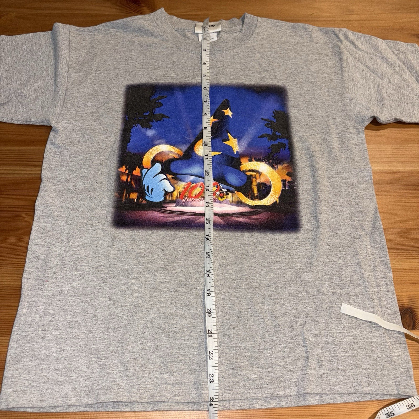 Vintage 2001 Walt Disney World 100 Years Of Magic TShirt Fantasia Hat Kids Large
