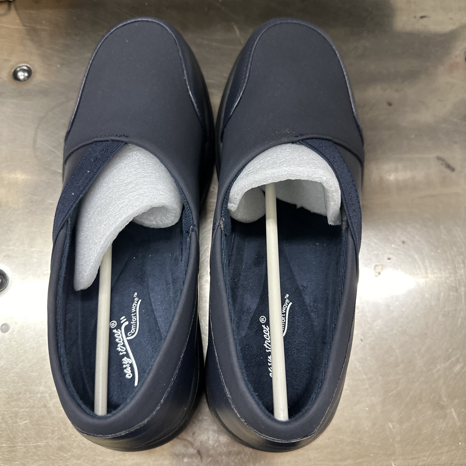 Easy Street Women’s Irene Sneaker Comfort Wave Navy Suede 7.5 X-wide