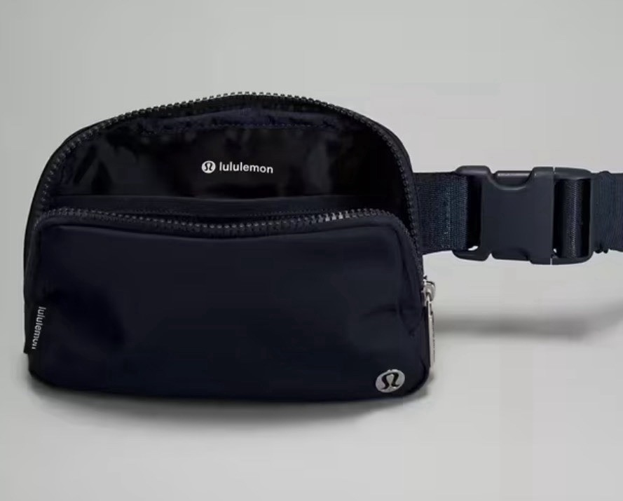 Lululemon Everywhere Women’s Belt Bag – Black (142500085)