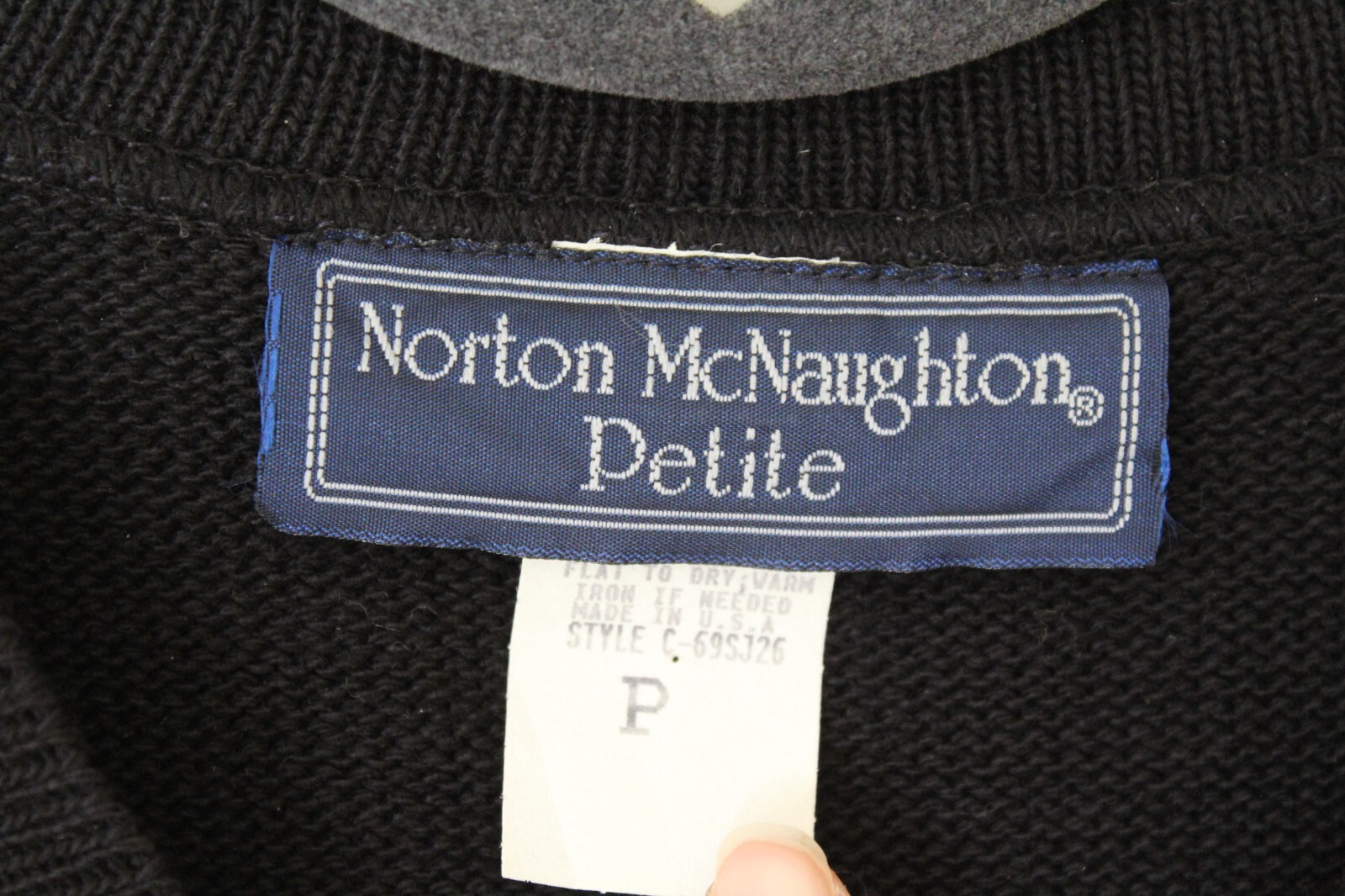 Vintage Norton McNaughton Sweater Women’s Petite Black LS Cardigan Grannycore