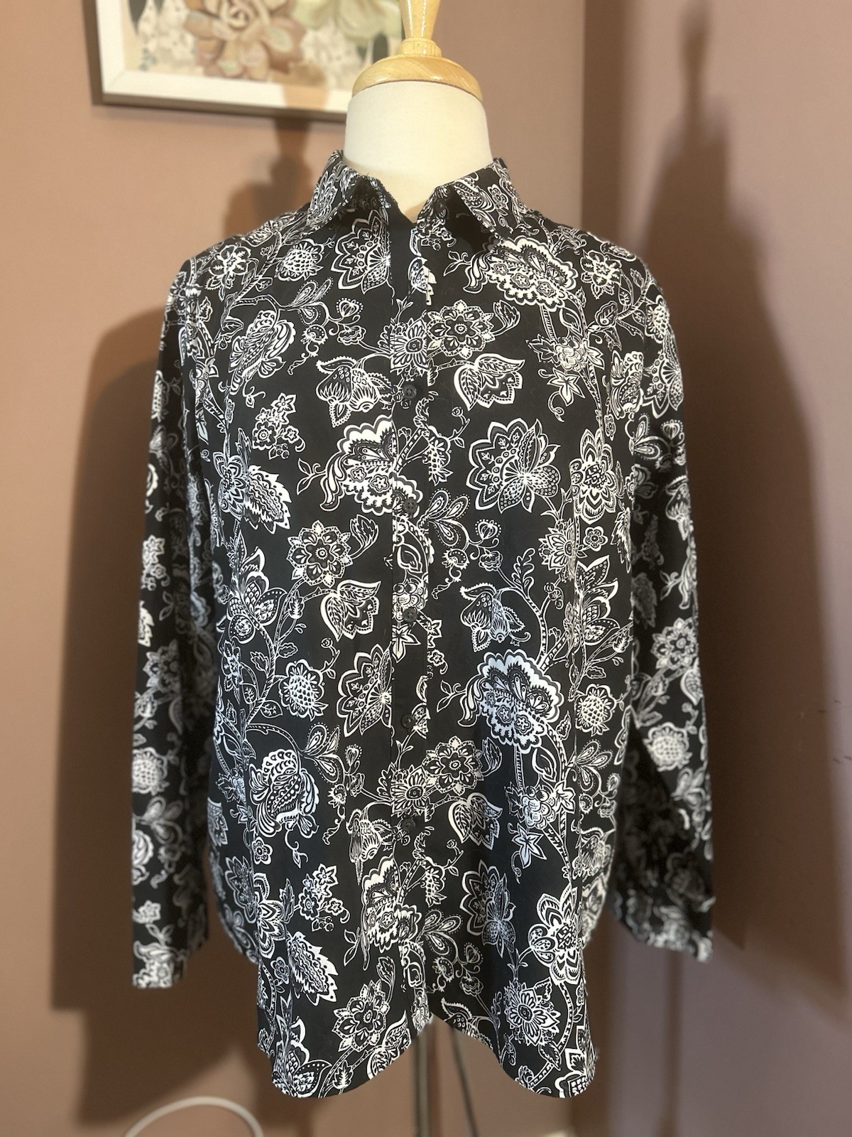 Lands End No Iron Blouse Womens Size 18P Supima Black & White Shirt Button Up