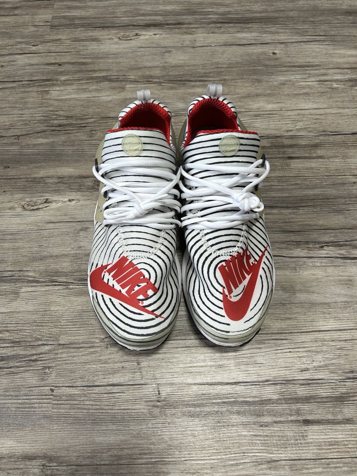 Size 13 – Nike Air Presto Hypnotic Look